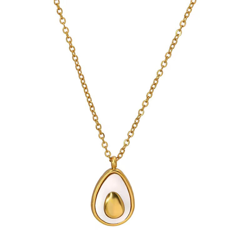 18k Gold Flake Pendant ✨