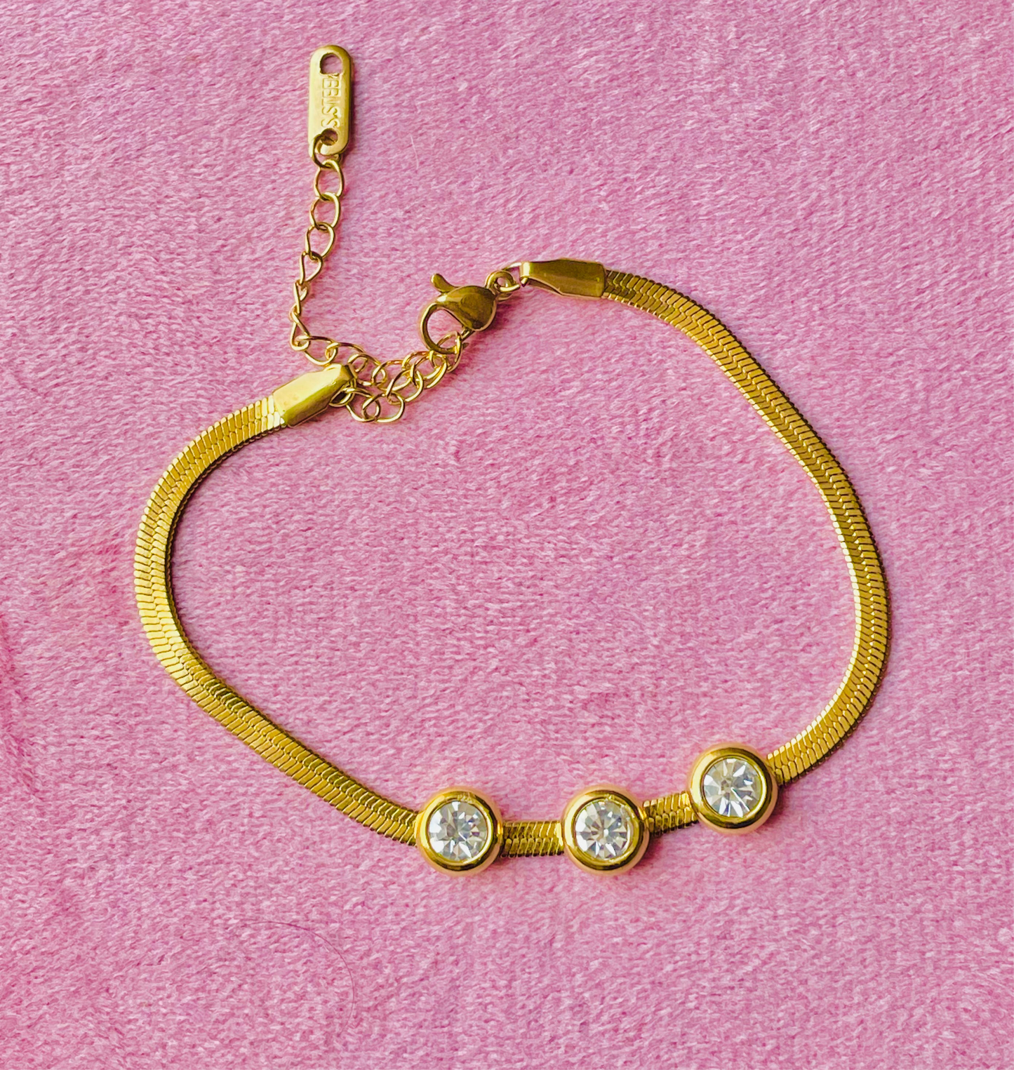 ✨18k White Stone Snake Chain Bracelet ✨