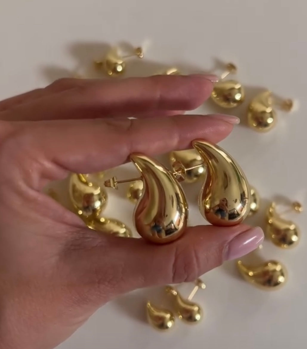 Venne chrome Gold polish Water drop Trendy Earrings