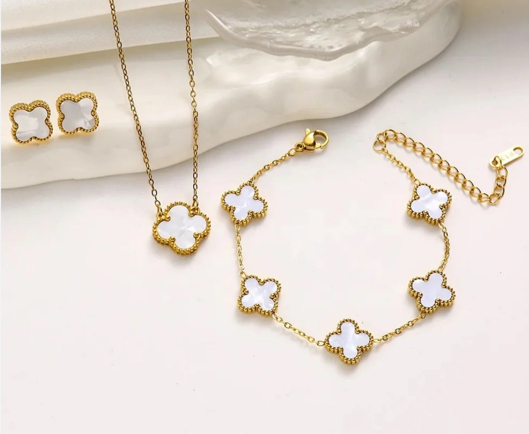 ✨Stainless Steel Dream 5 motif White Clover Vanna Set ✨