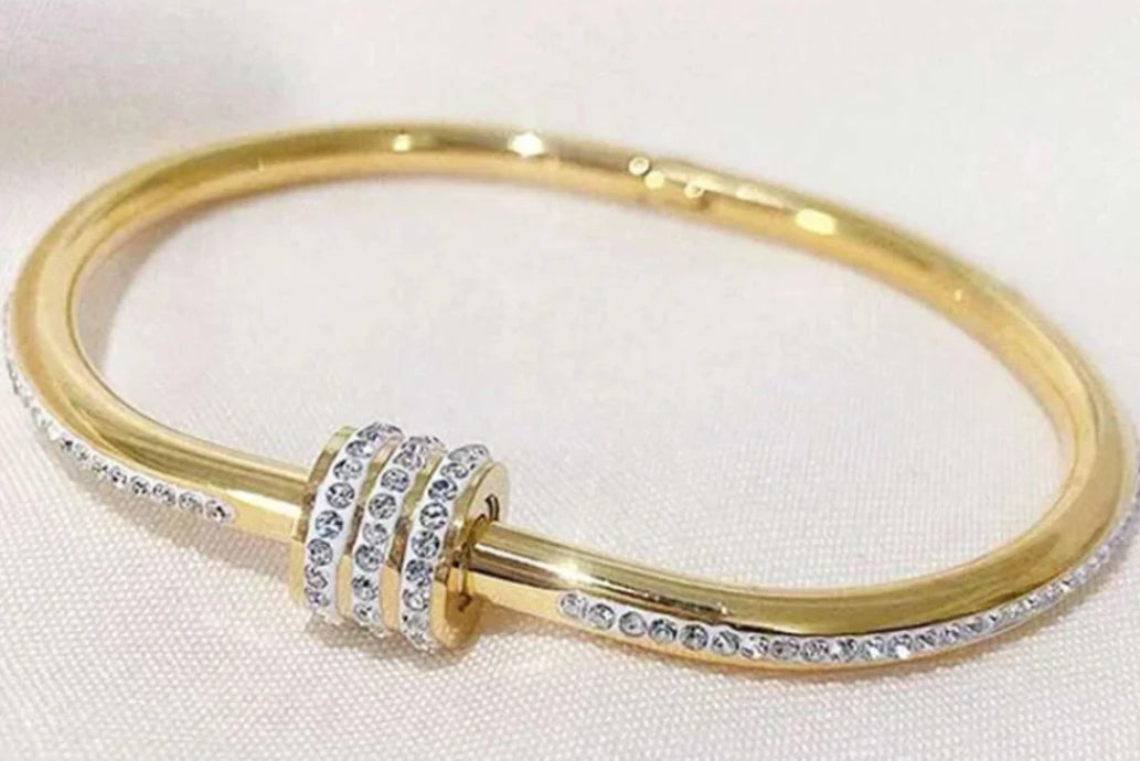 ✨22k Gold Carte Cylindrical gold luxe Cuff bracelet✨