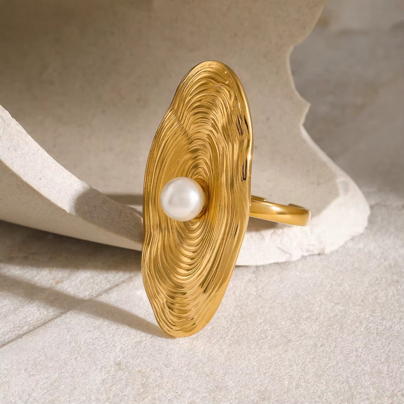 ✨Stainless steel Gold Pearl Ring ✨