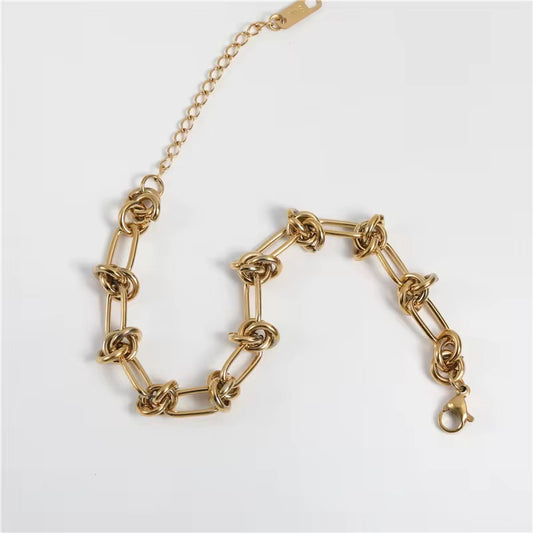 ✨Stainless steel Gold Knotted Link Chain Bracelet ✨