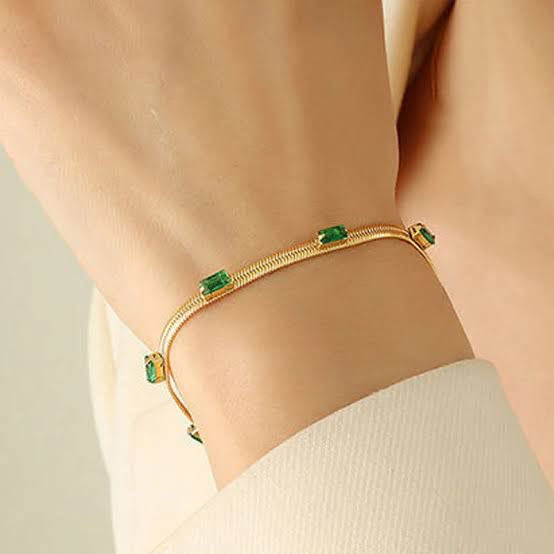 ✨Stainless steel Gold Emerald Bar Snake chain Bracelet ✨