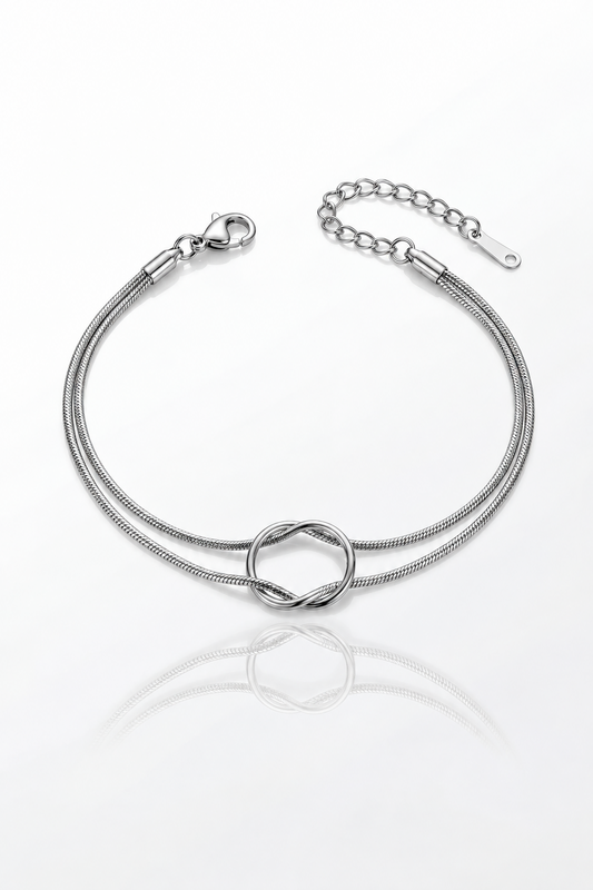 ✨Exclusive Stainless steel knotted chain Bracelet ✨