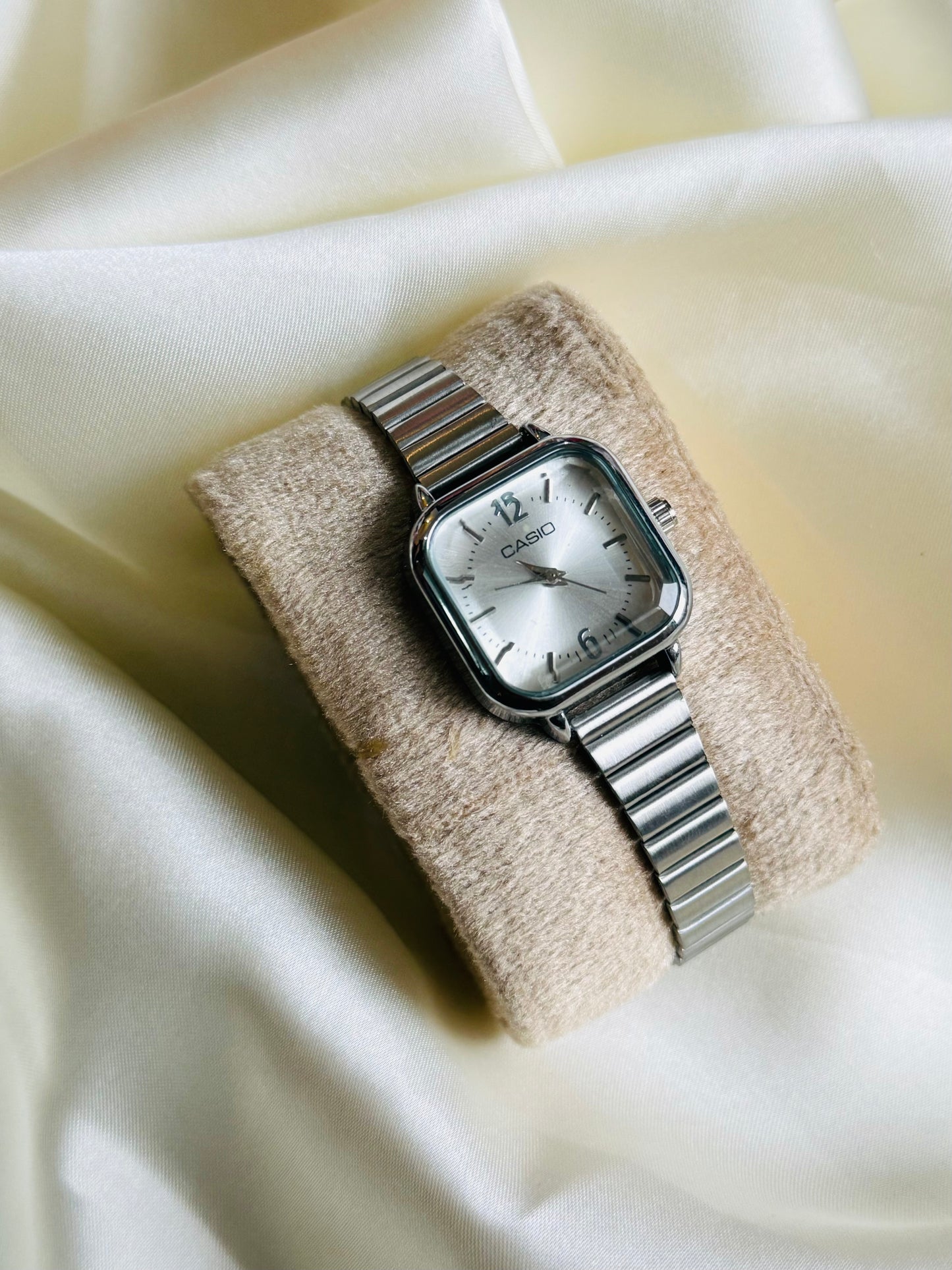 ✨Silver Classic Casio Link Watch ✨