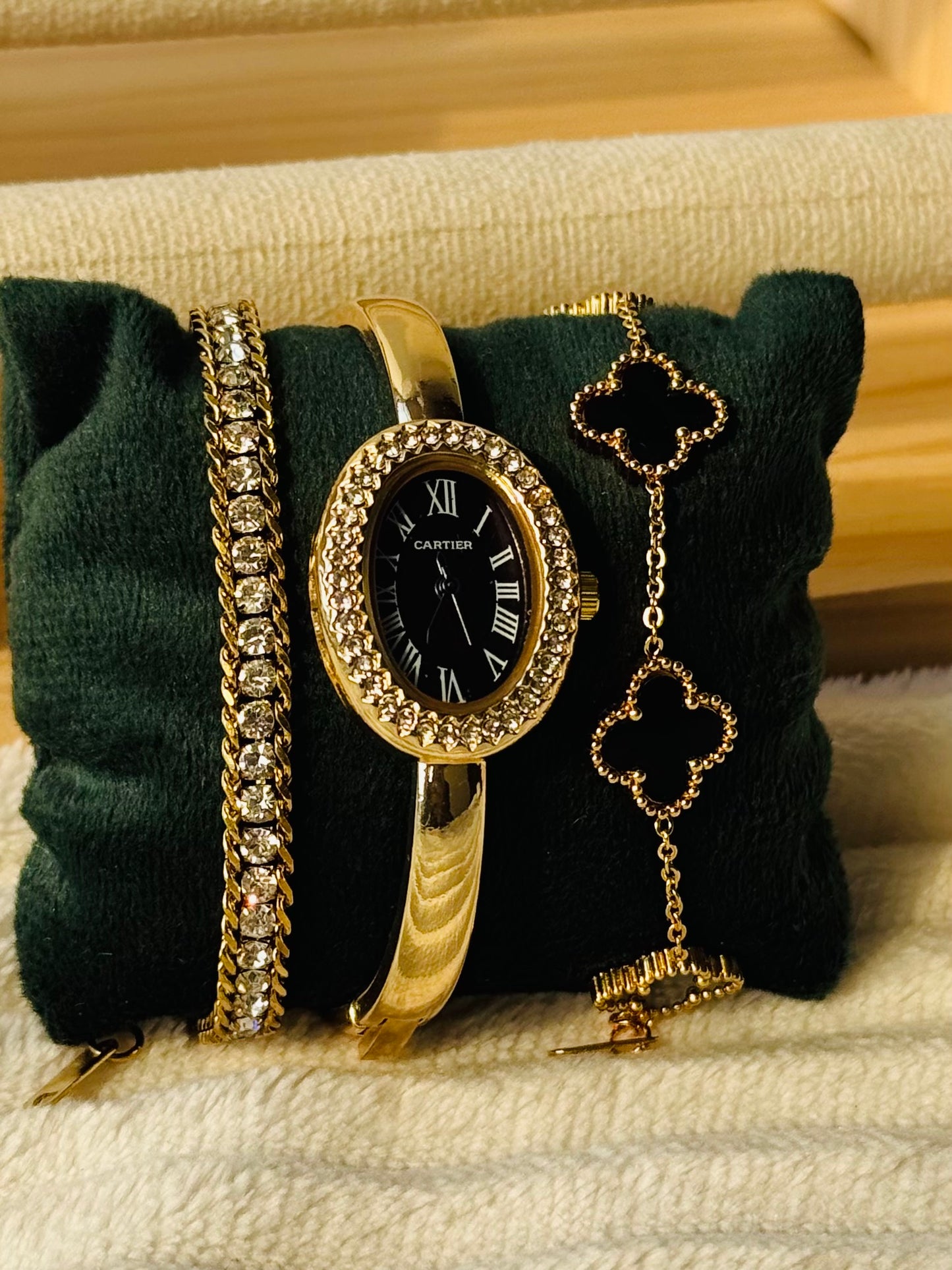 ✨ Exquisite Carte Zirconia Watch Stack ✨ ✨