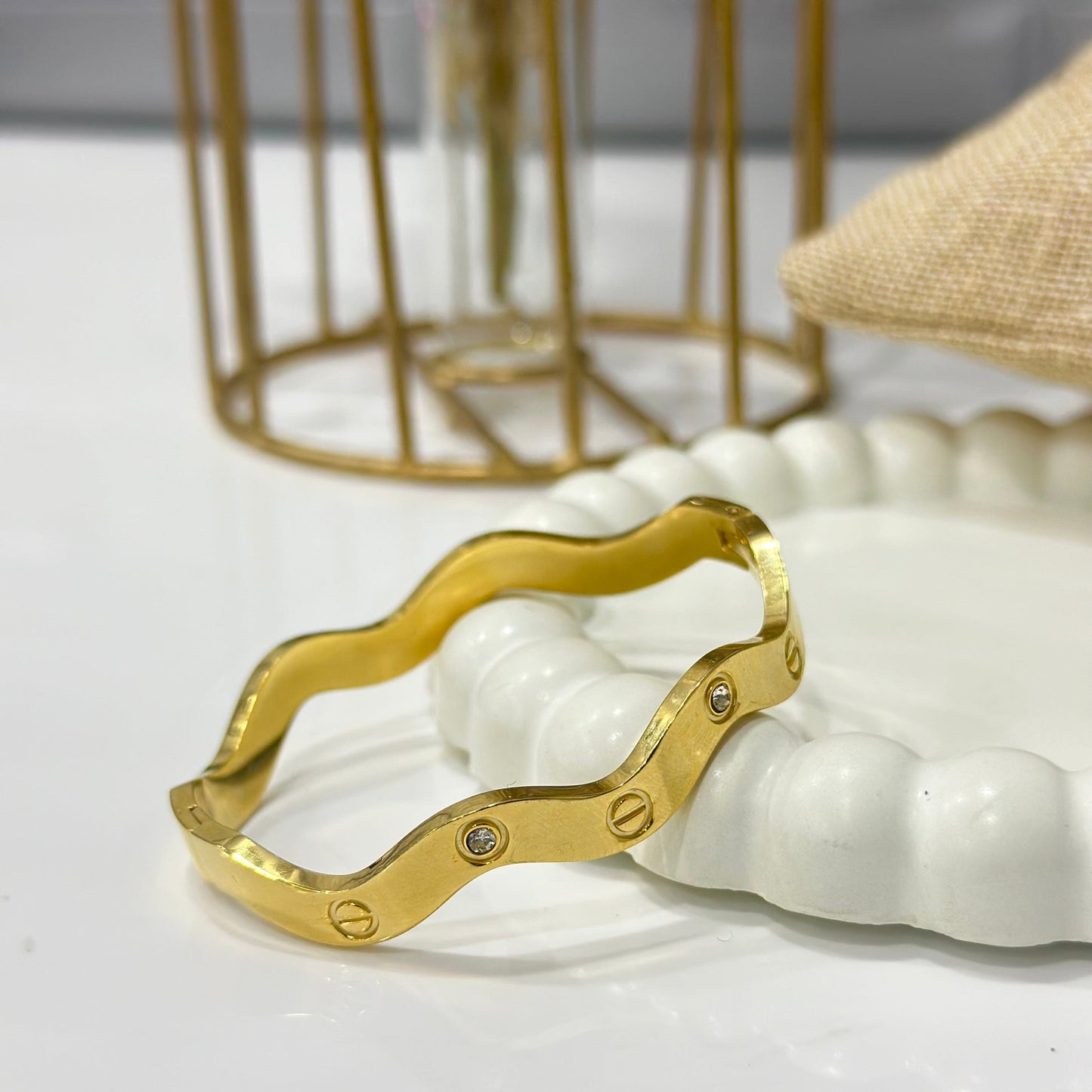 ✨22k Gold stainless steel Zircon Carte Cuff Bracelet ✨