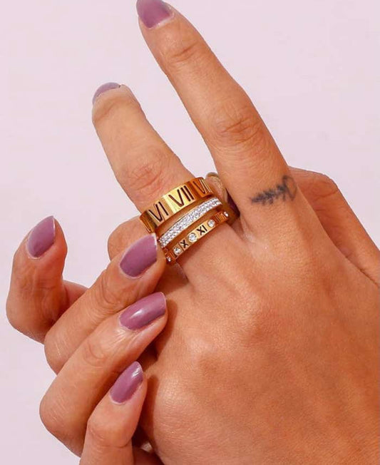 Trilogy roman stacked ring 👑
