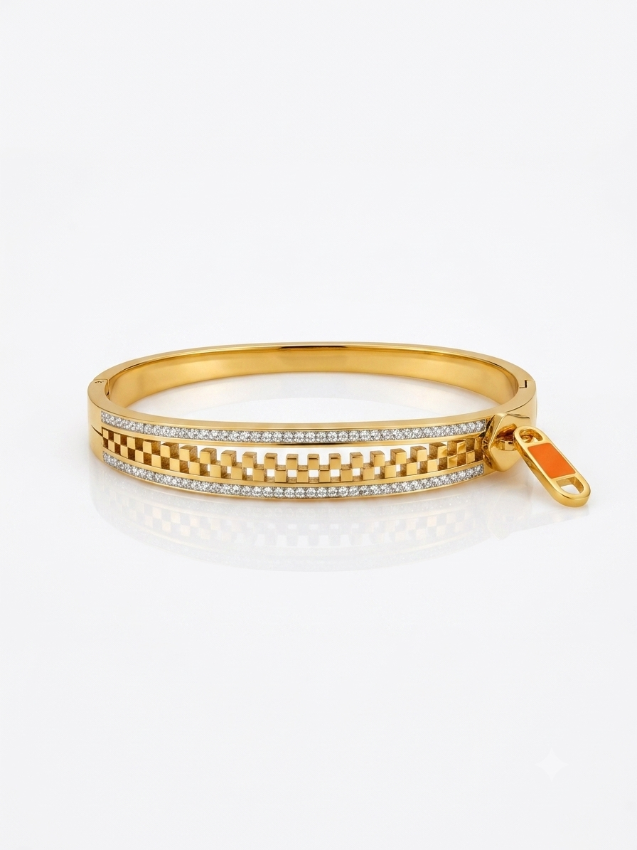 ✨Stainless steel Gold Crystal studded Zip Cuff Bracelet ✨