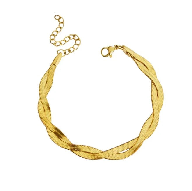 18k Gold twisted Snake chain bracelet ✨