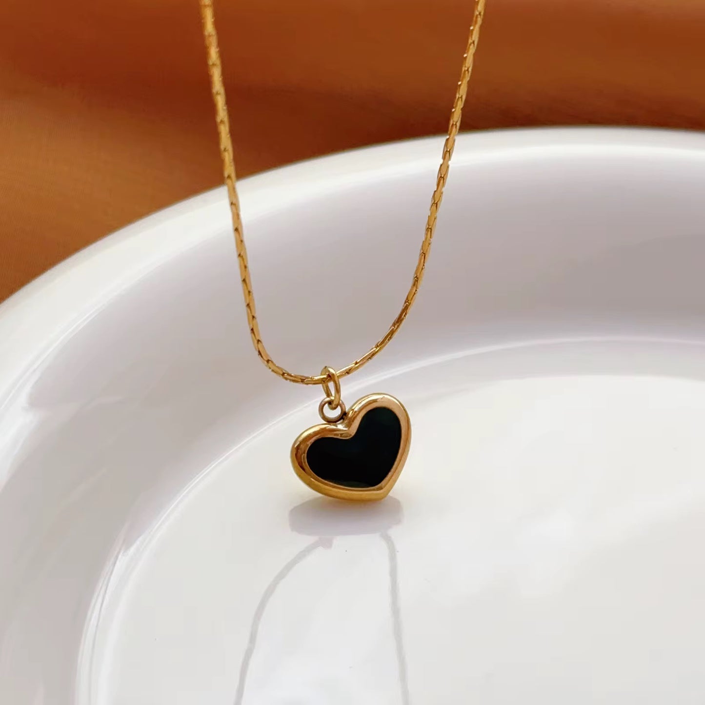 ✨Stainless steel Black Enamel Gold Heart Pendant ✨