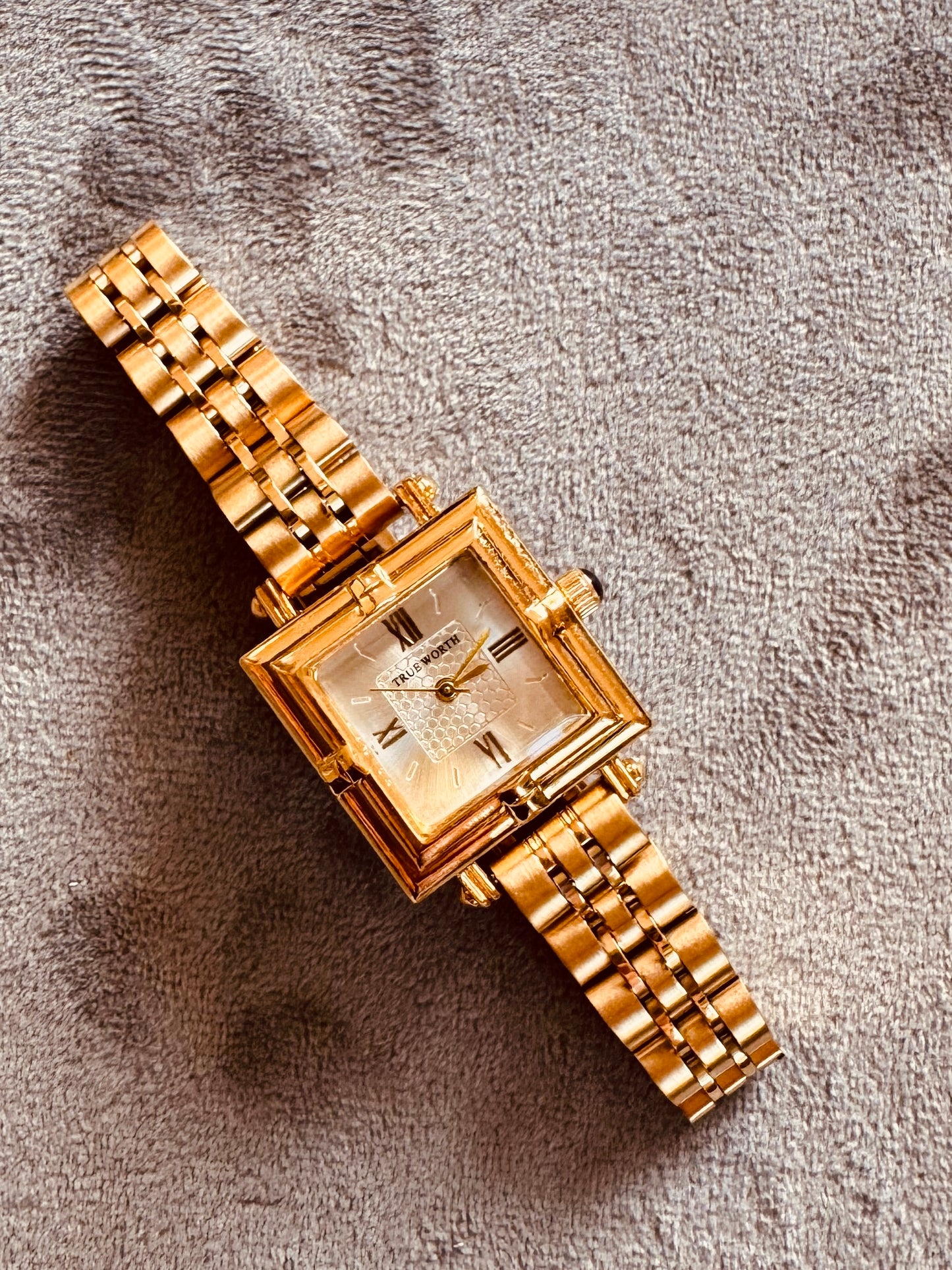 ✨Exclusive Rose Gold True Worth Jubilee Roman Watch✨