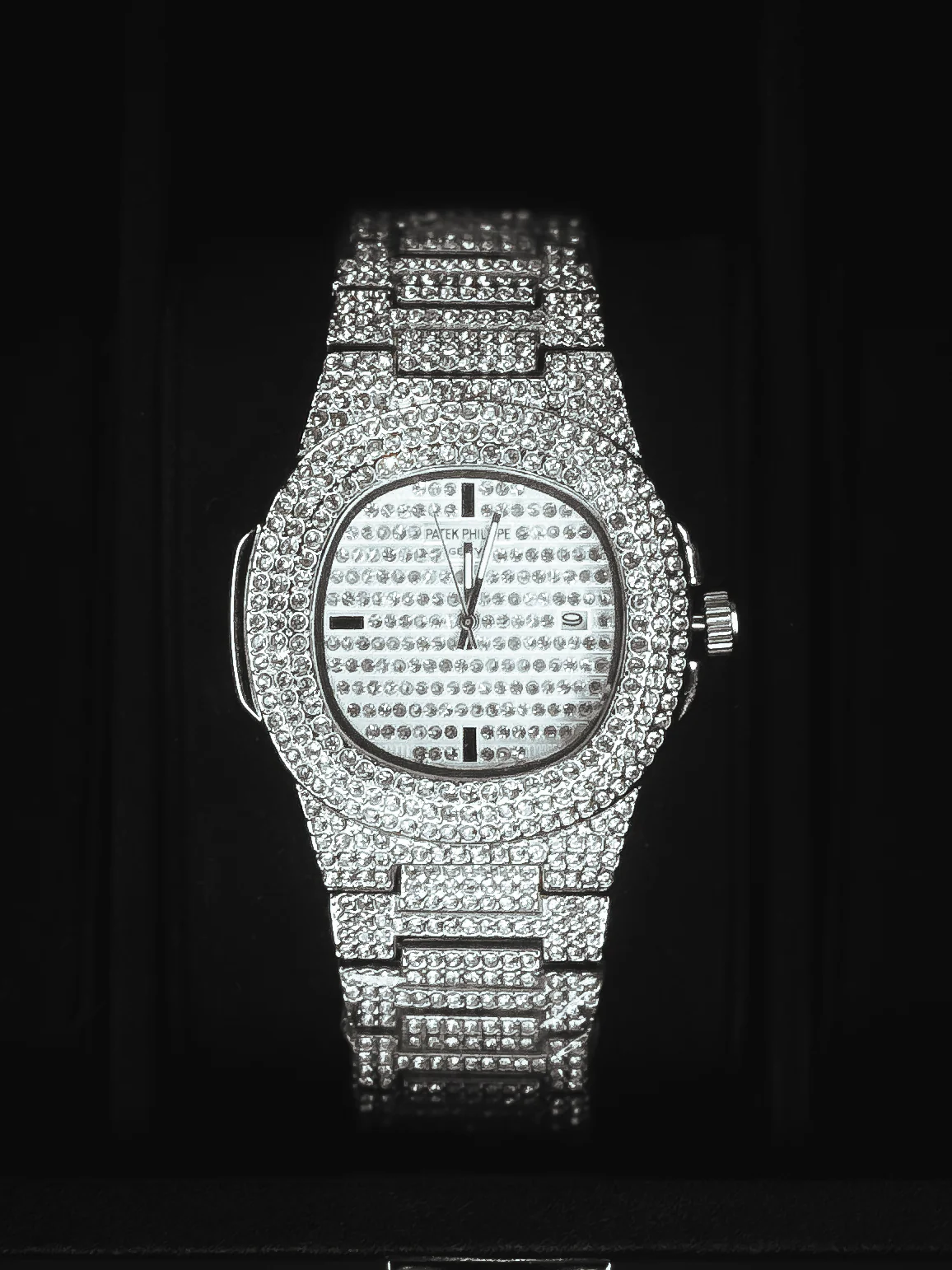 ✨Exclusive Silver Iced Out Watch✨