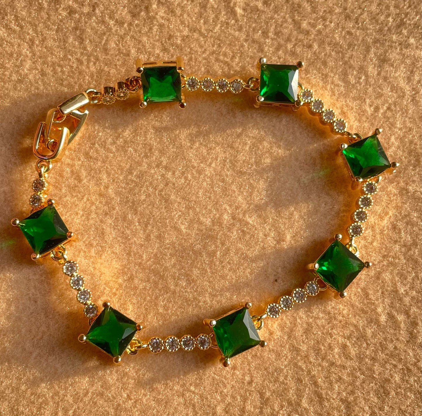 ✨22k Emerald Zircon Bracelet ✨