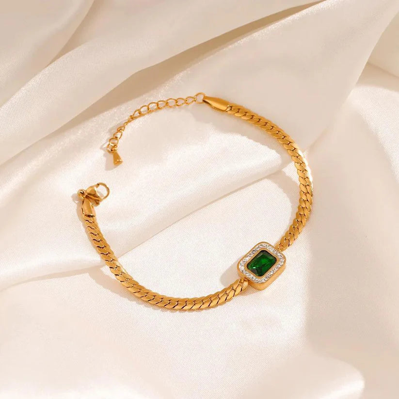 ✨Emerald snake chain Bracelet ✨