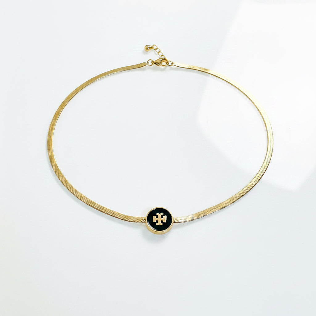 ✨Stainless steel Black enamel tory Snake chain Pendant ✨