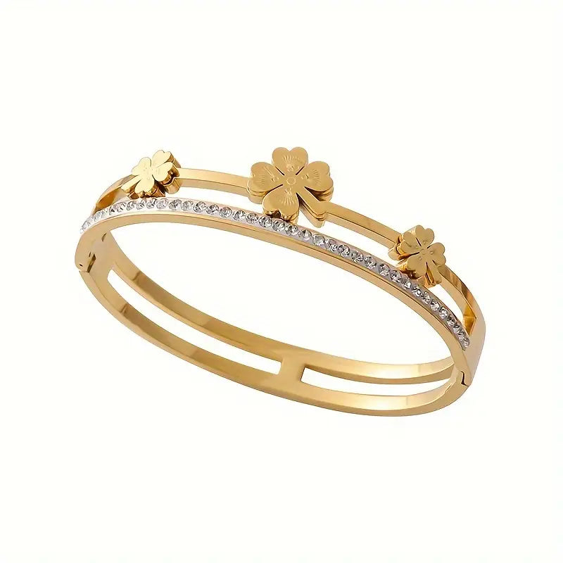 ✨Stainless steel Gold Diamantes Clovie Cuff Bracelet ✨