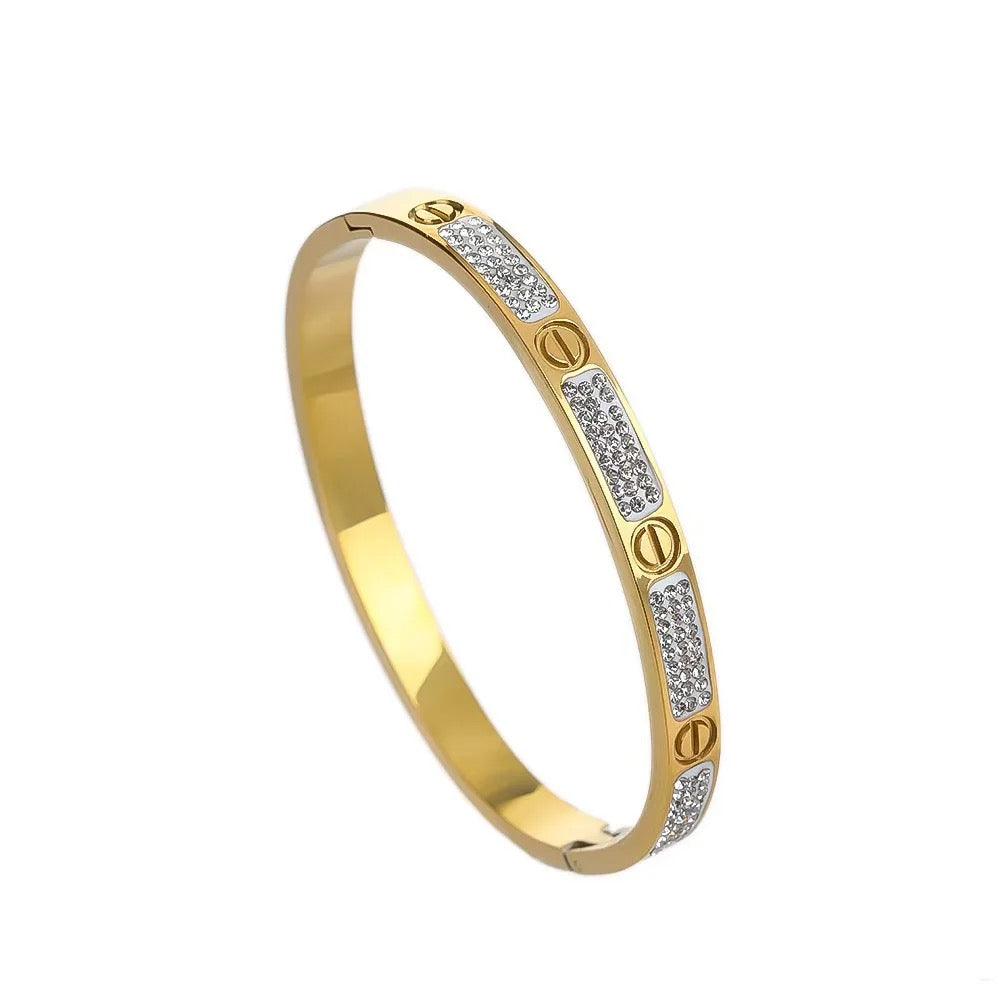 18k Stainless steel Carte cuff Bracelet ✨