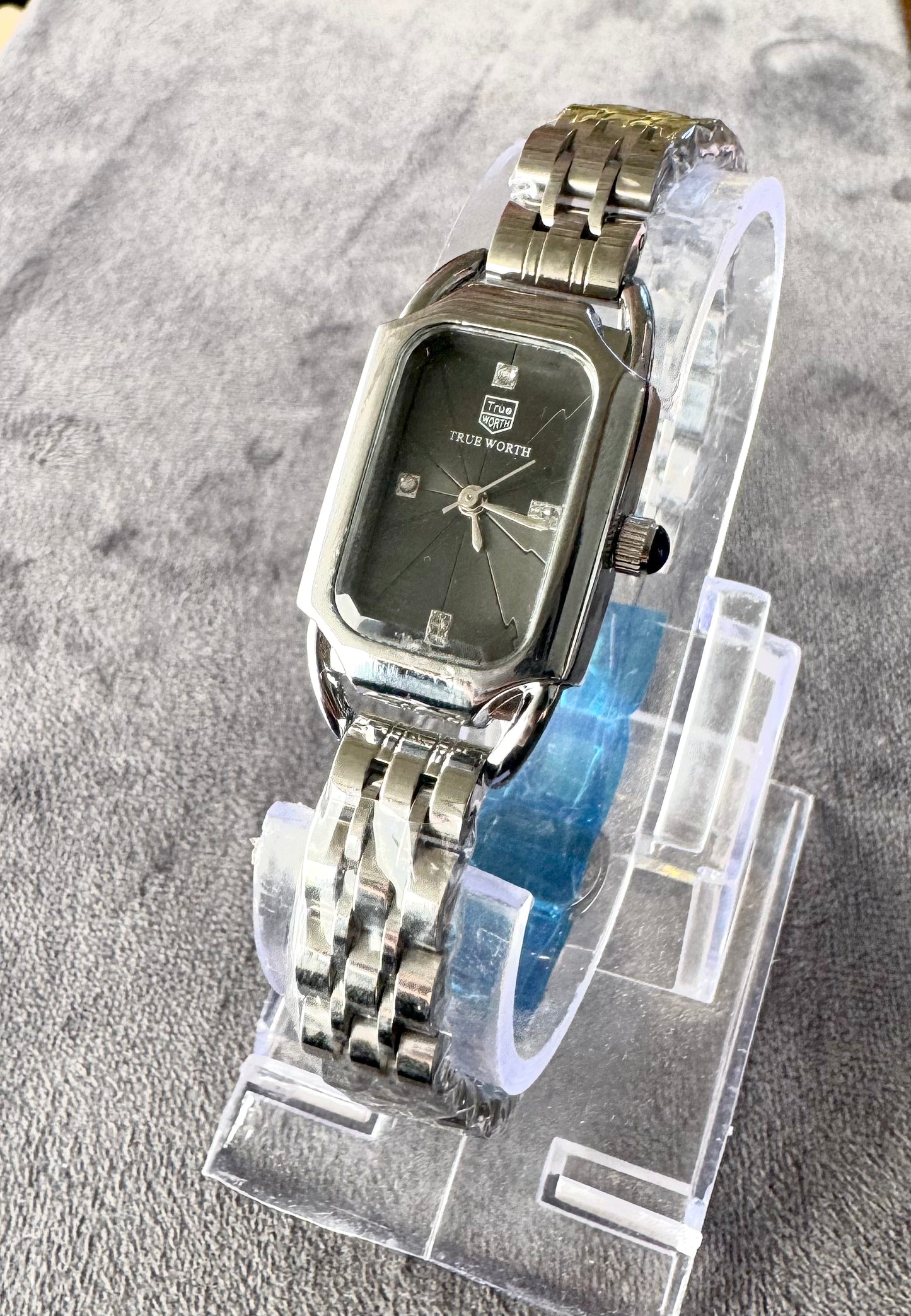 Jubilee chain black dial watch