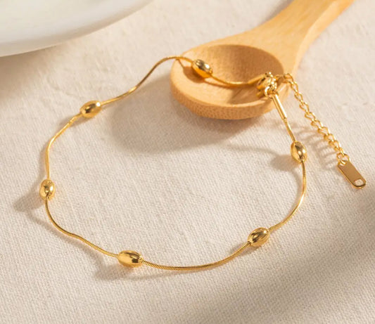 Rice gold bead minimal bracelet