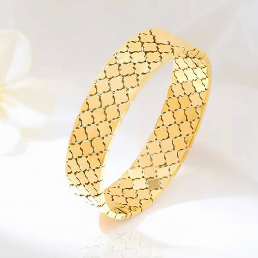 18k gold patchwork four leaf Cuff bracelet