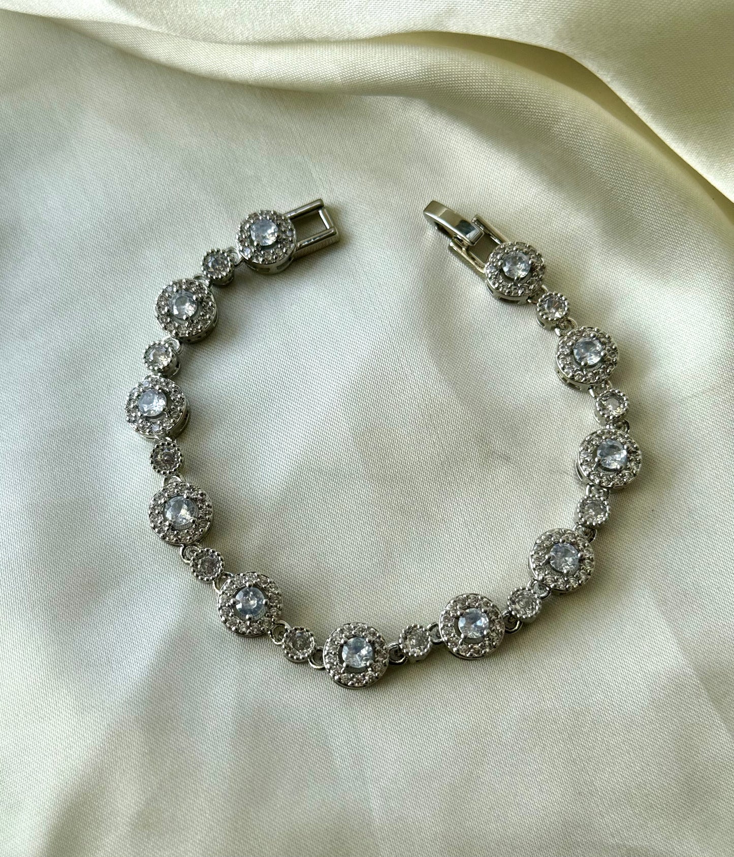 Sterling Silver Zircon bracelet