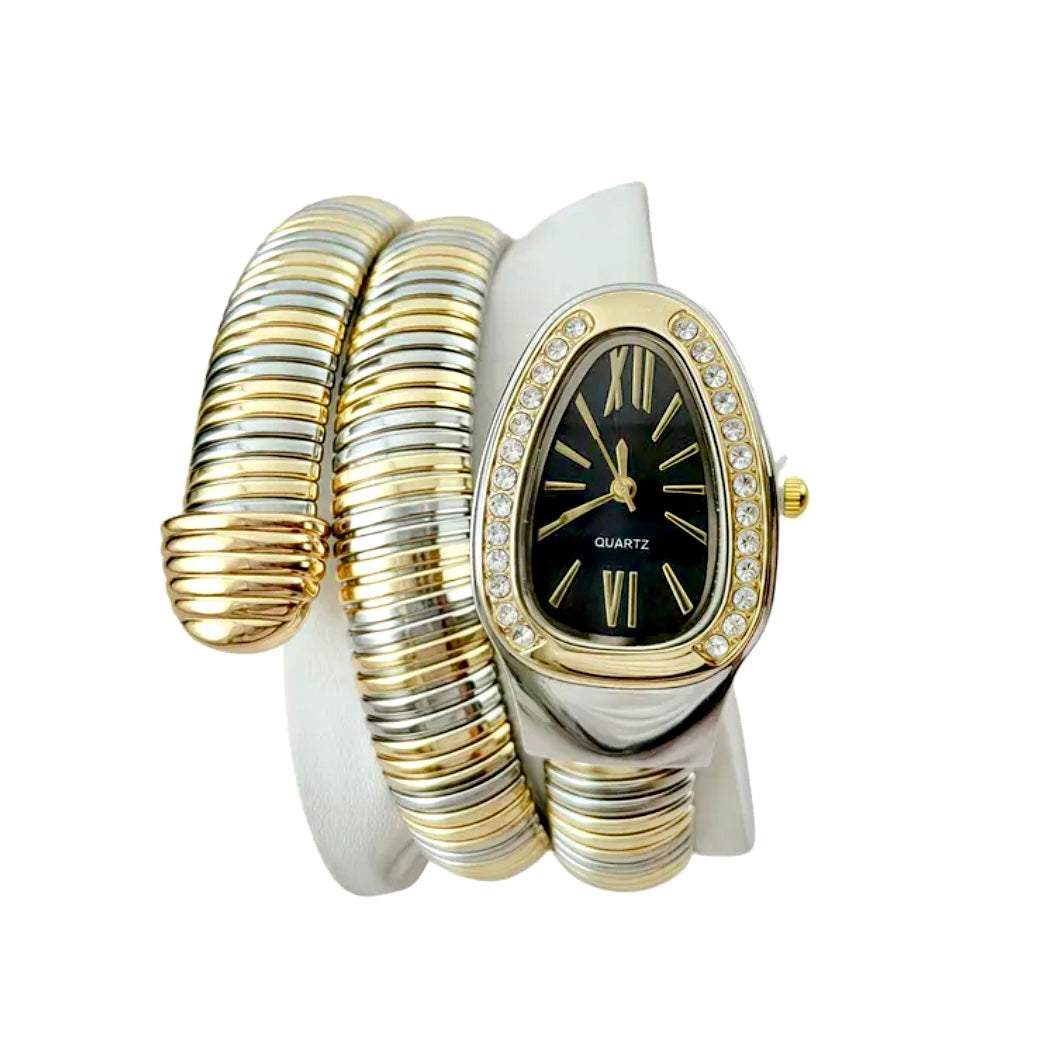 ✨Exclusive Crystal studded black dial serpenti snake Silverxgold watch✨