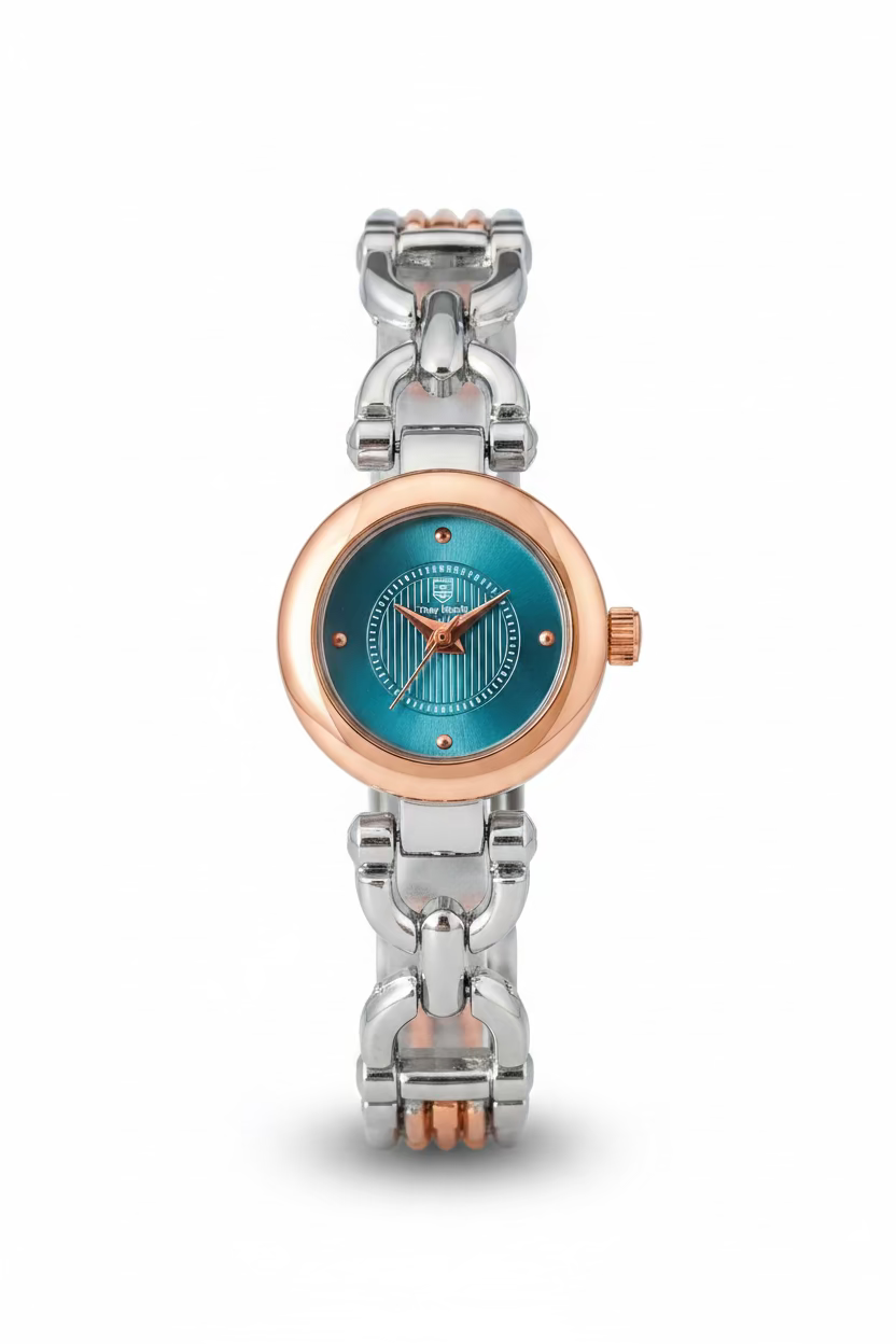 ✨Exquisite Emerald Dial RoseGoldxSilver Strap True Worth Chain Watch ✨