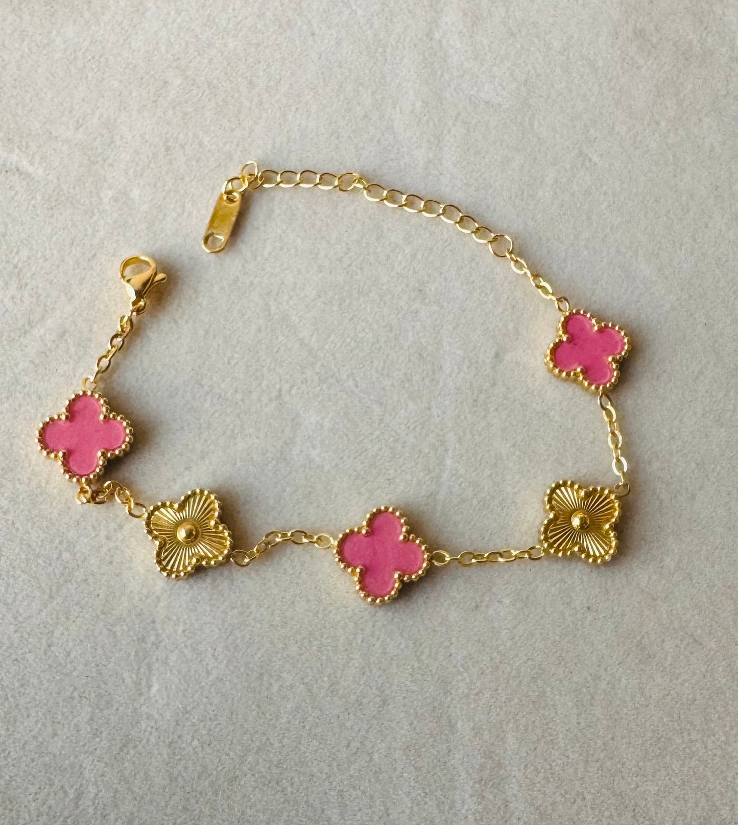✨Stainless steel Gold Clovie Pink Double side Chain Bracelet ✨