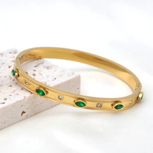 ✨Exclusive Stainless Gold Emerald Crystal Cuff Bracelet ✨