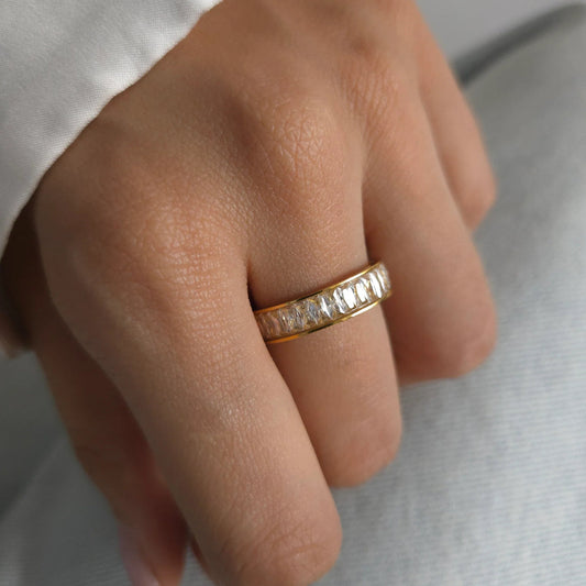 ✨Exclusive Stainless Gold Diamond Cut Ring ✨