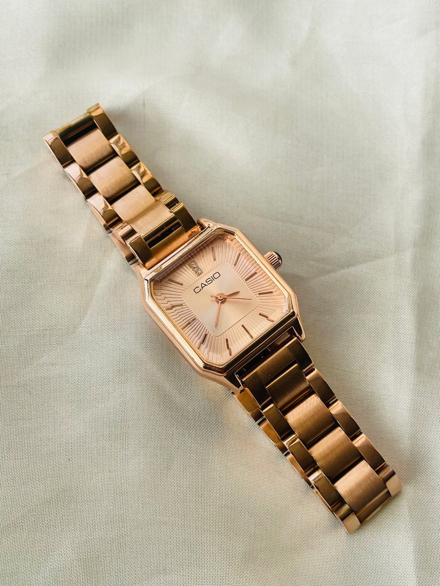 ✨Vintage Casio Rose Gold Generational Watch ✨