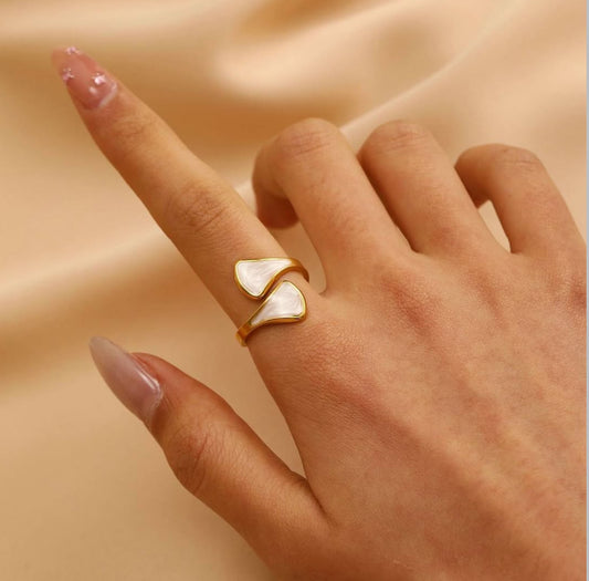 ✨Stainless steel White Enamel Ring ✨