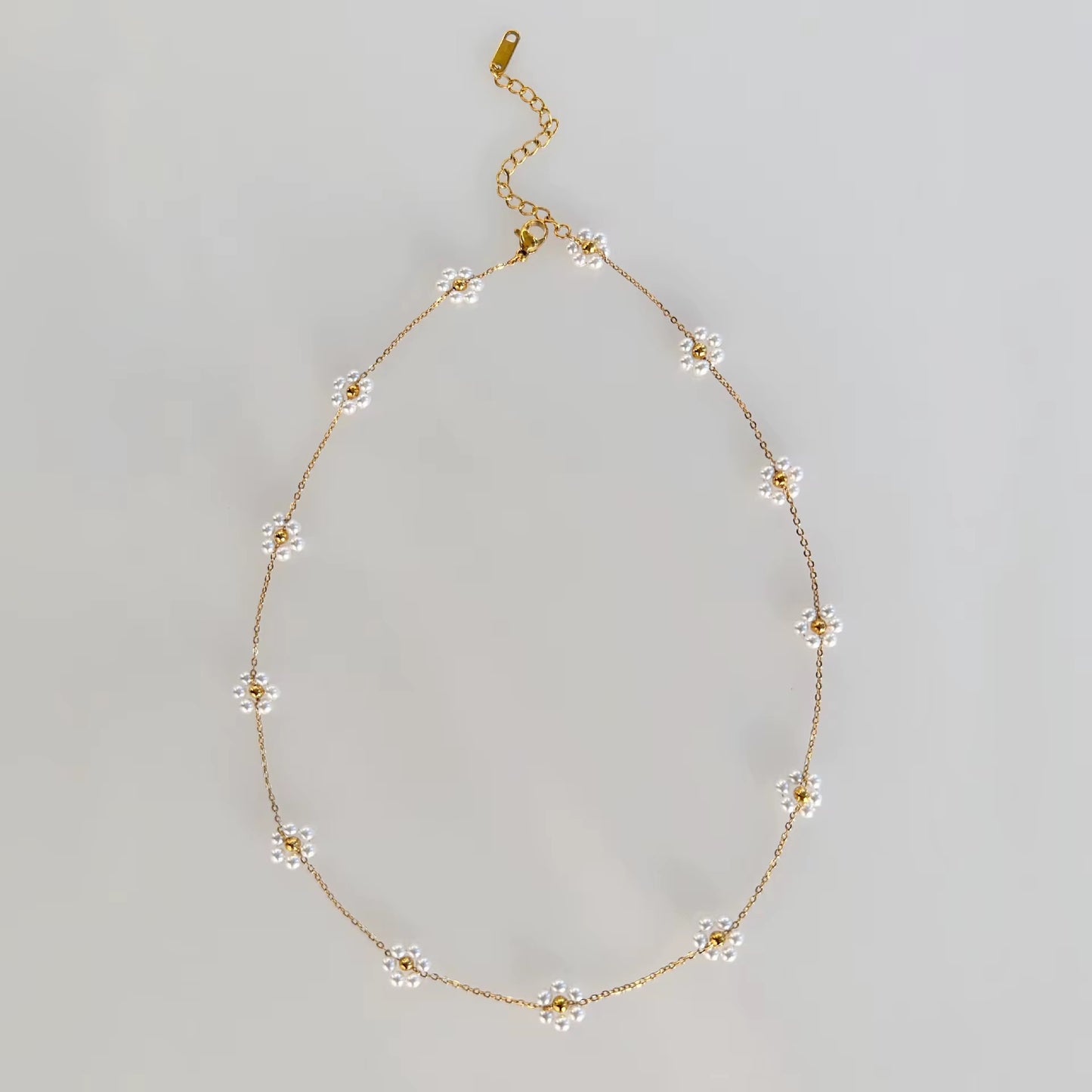 ✨Stainless steel Hand made Pearl Floral Necklace Pendant ✨