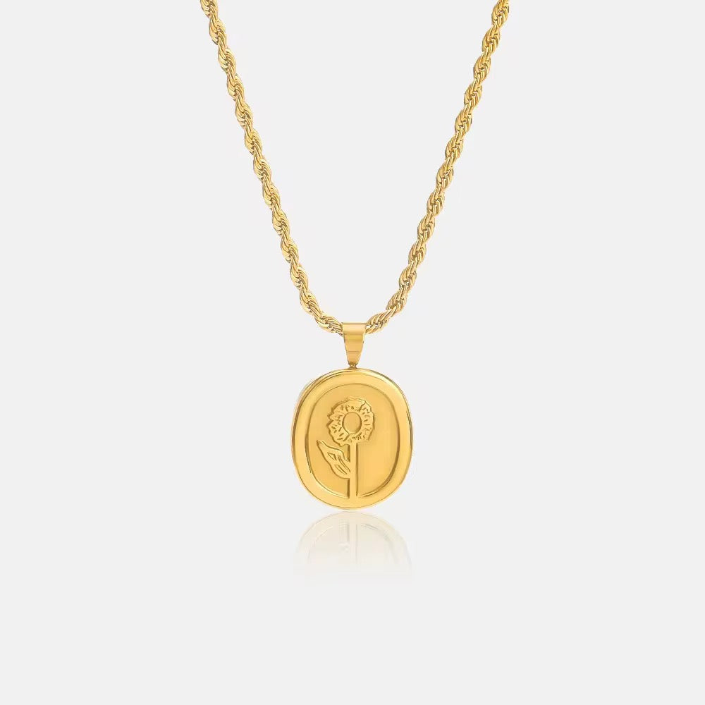 ✨Stainless steel Gold Floral Rope chain Pendant ✨