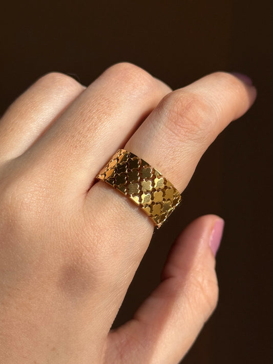 ✨Stainless steel Gold Chunky Clovie adjustable Ring✨