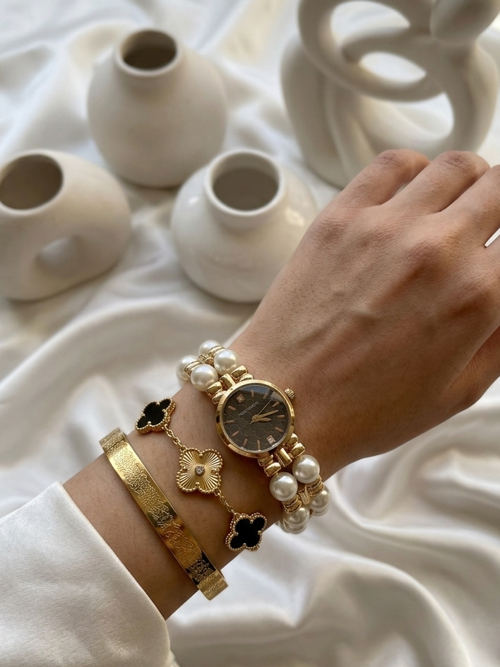 ✨ Exquisite gold Pearl Stack ✨