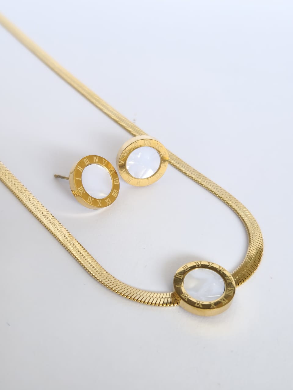 ✨Stainless steel Gold White enamel snake chain Pendant tops set✨