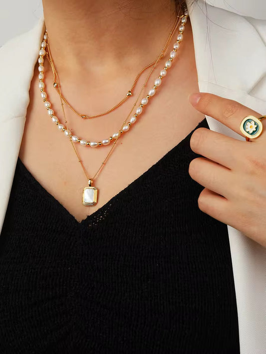 ✨Stainless steel Gold White enamel Gold Pendant ✨