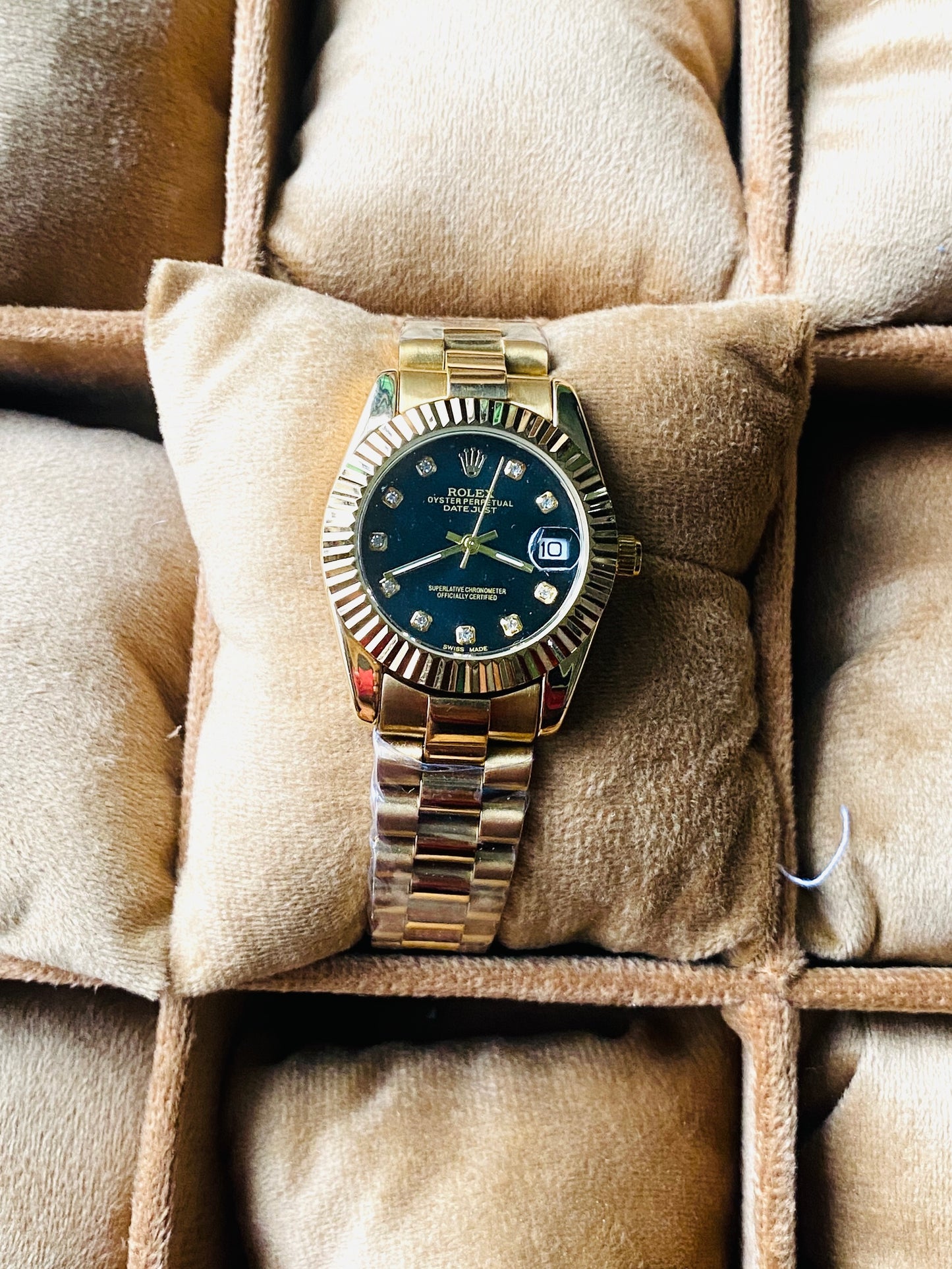 ✨Perpetual Gold Braided Black Dial Diamanté Watch ✨