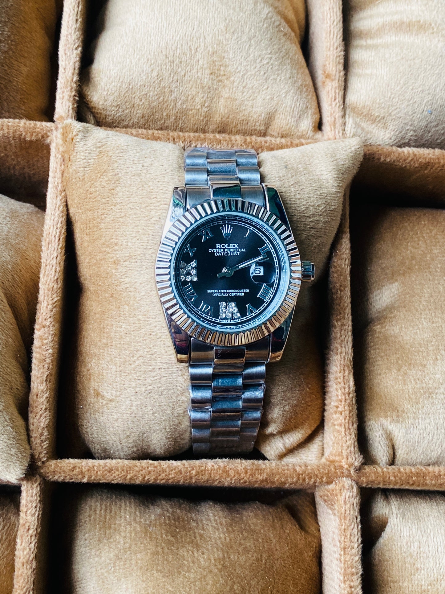 ✨Perpetual Silver Braided Black Dial Roman Classic Watch ✨