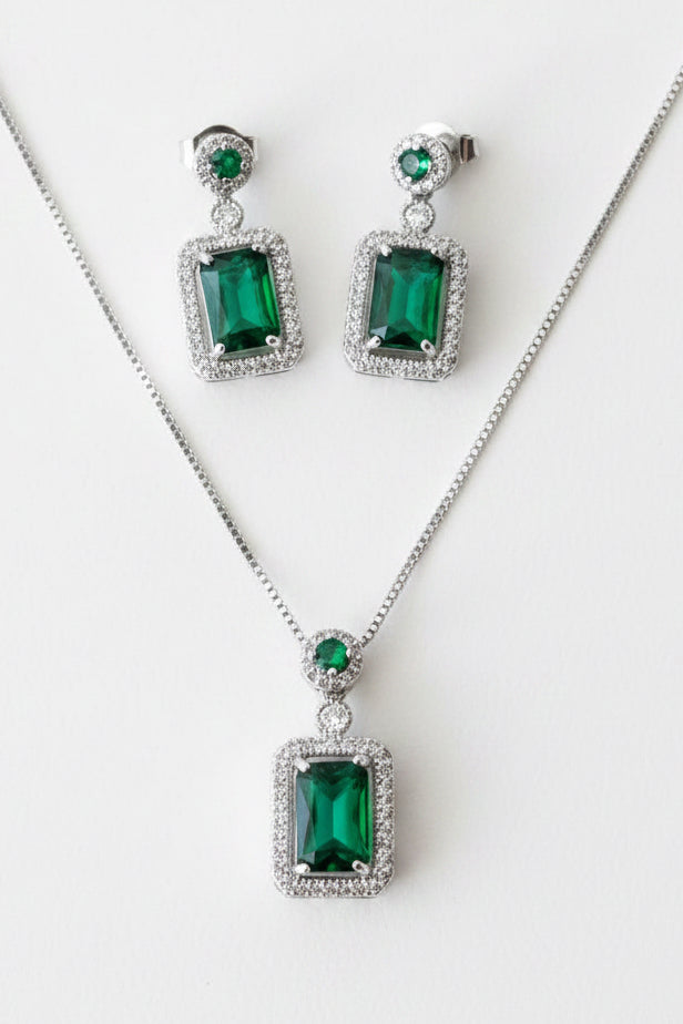 ✨Exquisite Sterling Silver Emerald Set ✨