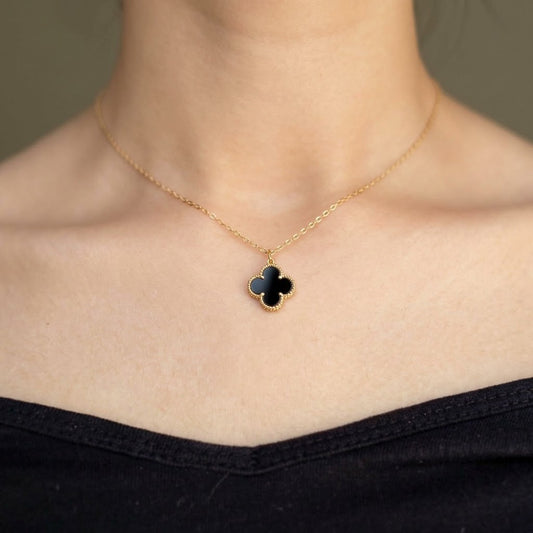 ✨Stainless steel Black Braided Clovie pendant✨