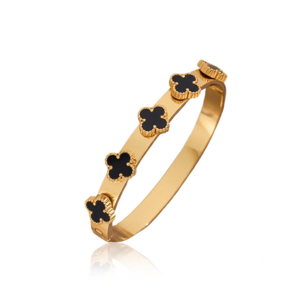 ✨Exclusive Clovie Stainless steel cuff bracelet ✨