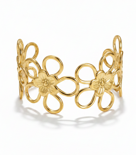 ✨Stainless steel Exquisite Gold Floral Cuff Bracelet ✨