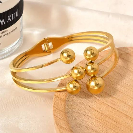 ✨Stainless steel Beaded Chunky Cuff Bracelet ✨