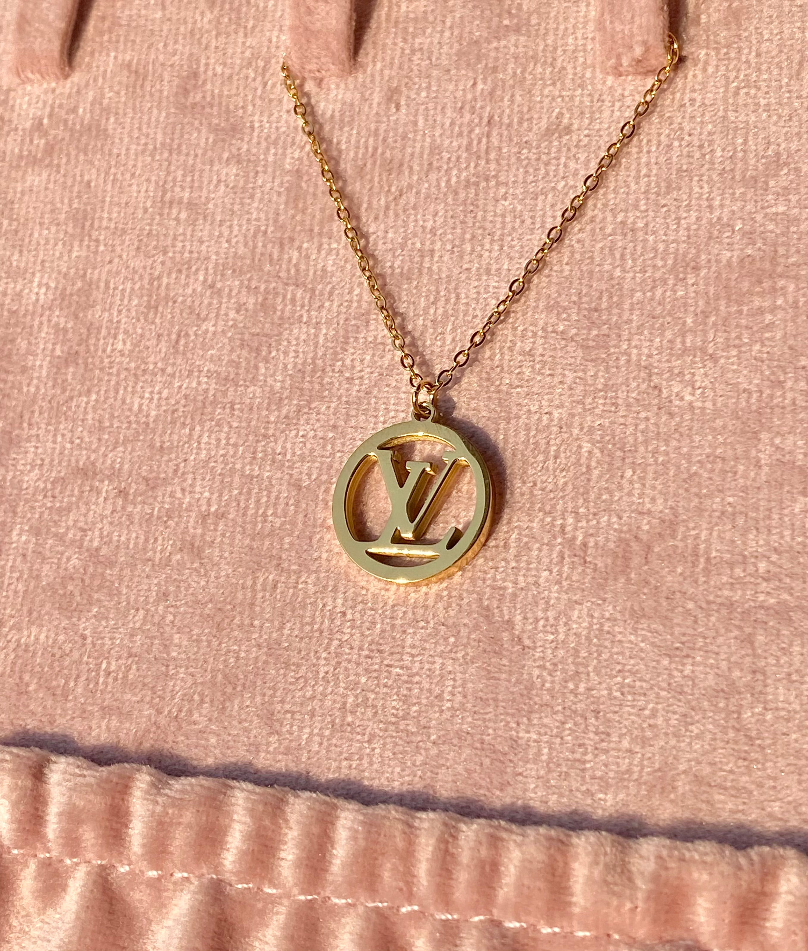 LV pendant