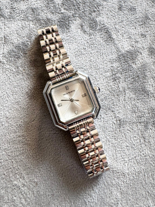 ✨Exquisite SilverXSilver True Worth Watch ✨