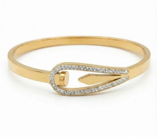 ✨Stainless steel zirconia Gold Nail Cuff bracelet ✨